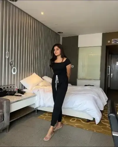 Call Girls Service in Sipahijala